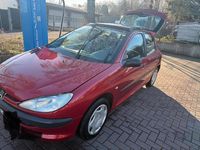Gebraucht Peugeot 206 75 PS (55 kW) 2001 Rot Kleinwagen