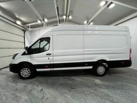 Gebraucht Ford Transit 131 PS (96 kW) 2023 Frostweiss/frozenwhite (pn3gz0) Van