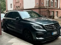 Gebraucht Mercedes ML63 AMG AMG 557 PS (409 kW) 2013 Grau SUV