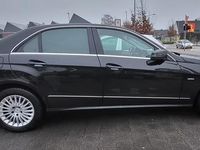 Gebraucht Mercedes E220 170 PS (125 kW) 2012 Schwarz Limousine