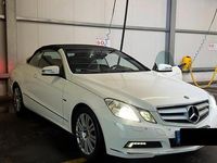 Gebraucht Mercedes E200 184 PS (135 kW) 2010 Weiß Cabrio