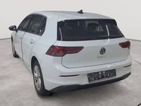 Gebraucht VW Golf VIII Life 131 PS (96 kW) 2022 Pure white Limousine