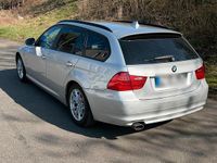 Używany BMW 320 184 KM (135 kW) 2010 Srebrny Kombi