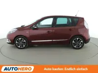 Gebraucht Renault Scenic E-Tech Bose Edition 131 PS (96 kW) 2015 Rot Van / Kleinbus