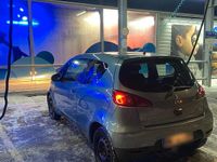 Second-hand Mitsubishi Colt Top 55 CP (40 kW) 2011 Albastru Hatchback