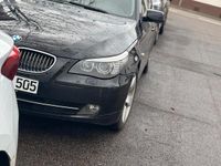 Gebraucht BMW 530 235 PS (172 kW) 2009 Schwarz Kombi