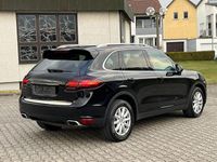 Gebraucht Porsche Cayenne 239 PS (175 kW) 2010 Schwarz SUV