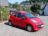 Gebraucht Peugeot 107 68 PS (50 kW) 2009 Rot Kleinwagen