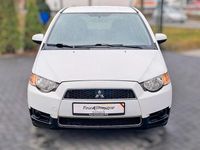 Gebraucht Mitsubishi Colt 75 PS (55 kW) 2011 Weiß Kleinwagen