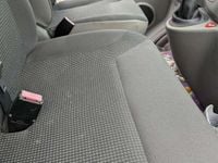 Second-hand Opel Vivaro 114 CP (83 kW) 2012 Alb Monovolum