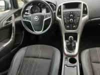 Usata Opel Astra 140 CV (102 kW) 2012 Argento Berlina