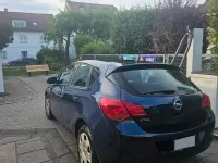 Gebraucht Opel Astra Edition 116 PS (85 kW) 2010 Blau Limousine
