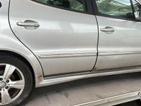 Gebraucht Mercedes A210 140 PS (102 kW) 2002 Silber Kleinwagen