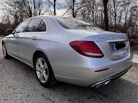Gebraucht Mercedes E220 194 PS (142 kW) 2016 Silber Limousine