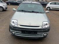 Gebraucht Renault Clio II 75 PS (55 kW) 2001 Silber Kleinwagen