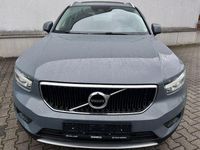 Gebraucht Volvo XC40 Momentum 150 PS (110 kW) 2019 Thunder grey / metallic SUV