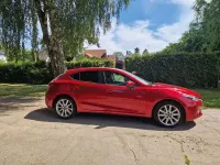 Gebraucht Mazda 3 Prime-Line 122 PS (89 kW) 2019 Rot Limousine
