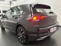 Second-hand VW Golf VIII Style 150 CP (110 kW) 2024 Gri Berlinǎ