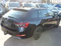 Gebraucht Skoda Superb SportLine 150 PS (110 kW) 2023 Schwarzmagic perleffekt Kombi