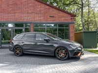 gebraucht Seat Leon ST CUPRA 300 „R“ 4Drive