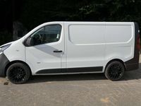 Gebraucht Opel Vivaro 120 PS (88 kW) 2016 Weiß Van / Kleinbus