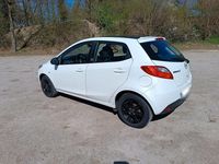 Brugt Mazda 2 75 HK (55 kW) 2011 Hvid Hatchback