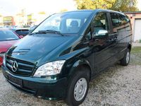 Gebraucht Mercedes Viano 150 PS (110 kW) 2009 Grün Van / Kleinbus