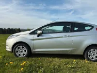 Usata Ford Fiesta 65 CV (47 kW) 2010 Argento Utilitaria
