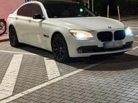 Gebraucht BMW 730 245 PS (180 kW) 2010 Weiß Limousine