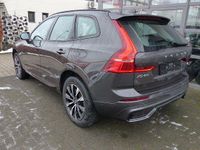 Gebraucht Volvo XC60 Plus 197 PS (144 kW) 2023 Platinum grey SUV