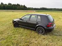 Używany VW Golf IV Ocean 101 KM (74 kW) 2003 Czarny Sedan/Limuzyna