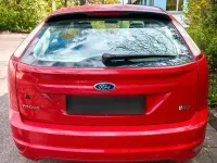 Gebraucht Ford Focus 80 PS (58 kW) 2009 Rot Limousine