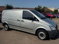 Gebraucht Mercedes Vito 95 PS (69 kW) 2014 Silber Van