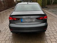 Gebraucht Audi A3 116 PS (85 kW) 2017 Grau Limousine