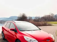 Gebraucht Ford Focus ST 250 PS (183 kW) 2012 Rot Kombi