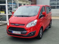 Gebraucht Ford Tourneo 125 PS (91 kW) 2015 Rot Van / Kleinbus