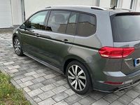 Gebraucht VW Touran Join 150 PS (110 kW) 2018 Grau Van / Kleinbus