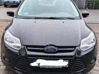 Gebraucht Ford Focus Trend 105 PS (77 kW) 2011 Schwarz Limousine
