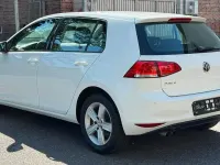 Gebraucht VW Golf VII Comfortline 125 PS (91 kW) 2014 Weiß Limousine