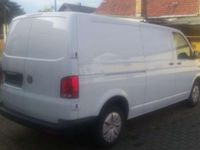Gebraucht VW Transporter 110 PS (80 kW) 2023 Candyweiß Van