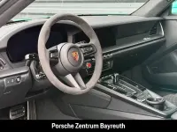 Gebraucht Porsche 911 Carrera 4 GTS 541 PS (397 kW) 2026 Hellgruen Coupé