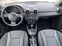 Gebraucht Audi A1 Sportback Ambition 90 PS (66 kW) 2013 Rot Kleinwagen