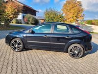 Gebraucht Ford Focus 116 PS (85 kW) 2005 Schwarz Limousine