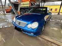 Gebraucht Mercedes C180 142 PS (104 kW) 2003 Blau Coupé