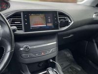 Gebraucht Peugeot 308 177 PS (130 kW) 2020 Weiß Limousine