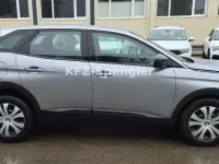 Gebraucht Peugeot 3008 Active 131 PS (96 kW) 2022 Grau SUV