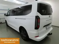 Gebraucht Ford Tourneo Custom Titanium 170 PS (125 kW) 2025 Frostweiß Van