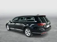 Gebraucht VW Passat R-line 200 PS (147 kW) 2022 Schwarz Kombi