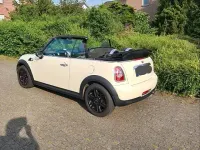 Gebraucht Mini Cooper Cabriolet 122 PS (89 kW) 2011 Beige Cabrio