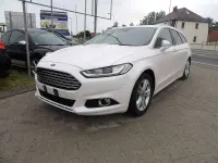 Gebraucht Ford Mondeo Titanium 179 PS (131 kW) 2015 Arktisweiß (metallic) Kombi